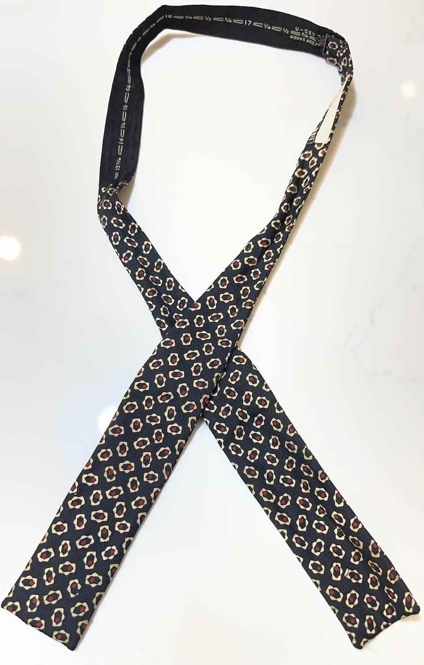 VTG Anson Newton Neck Tie Mens One Size Black Italy Geometric Medallion Print